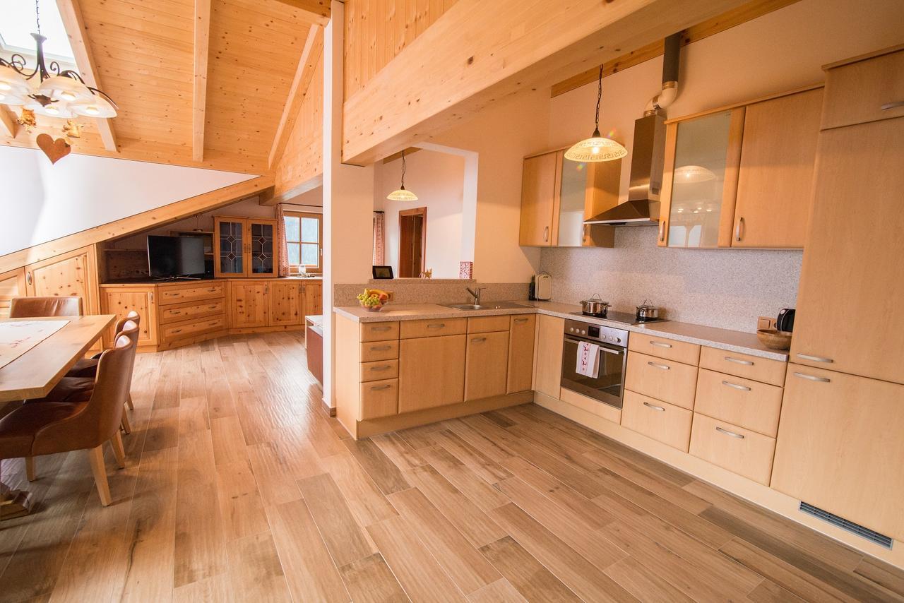Landhof Adlerhorst Apartment Хайлигенблут Екстериор снимка
