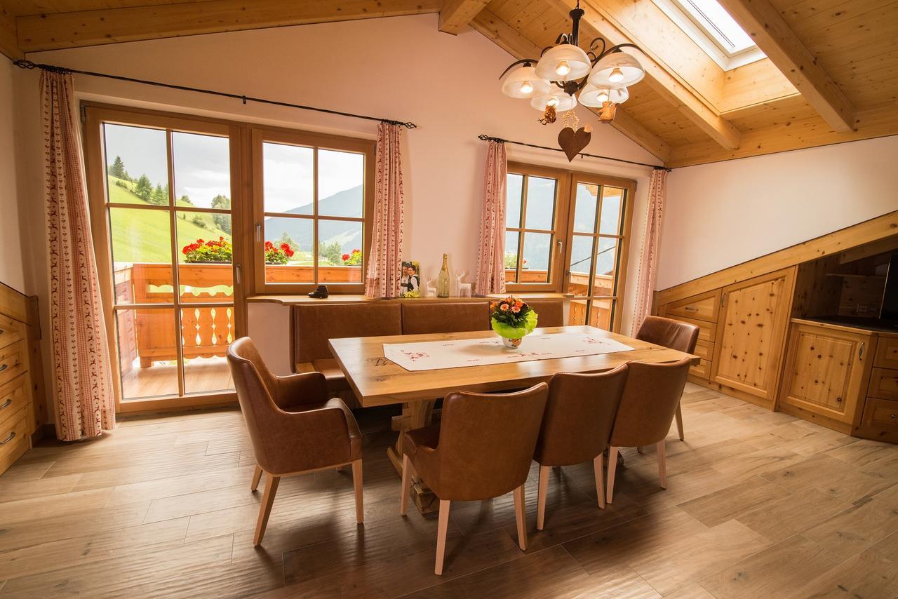 Landhof Adlerhorst Apartment Хайлигенблут Екстериор снимка