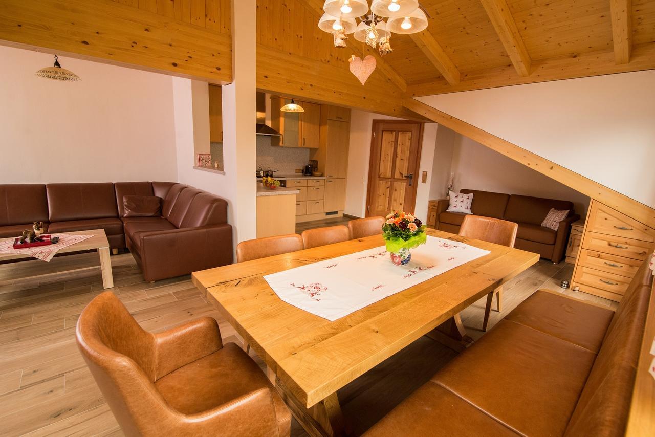 Landhof Adlerhorst Apartment Хайлигенблут Екстериор снимка